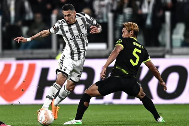 Sport Bilder des Tages Db Torino 13 04 2023 - Europa League Juventus-Sporting Lisbona foto Daniele Buffa Image nella foto: Angel Di Maria-Hidemasa Morita 