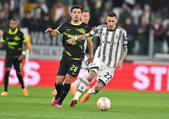 April 13, 2023, Turin, Italy: Juventus Angel Di Mariaand Sporting Lisbona s Pedro Goncalves in action during the first leg of the UEFA Europa League quarter-finals soccer match Juventus FC vs Sporting Lisbona at the Allianz Stadium in Turin, Italy, 13 april 2023 ANSA ALESSANDRO DI MARCO Turin Italy - ZUMAa110 20230413_zaf_a110_034 Copyright: xAlessandroxDixMarcox