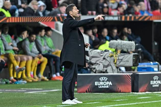 Xabi Alonso (Bayer 04 Leverkusen) Gestik Geste gestikuliert 13.04.2023 Fussball Europa League, Bayer 04 Leverkusen vs Union Saint-Gilloise, BayArena, Leverkusen, NRW Germany