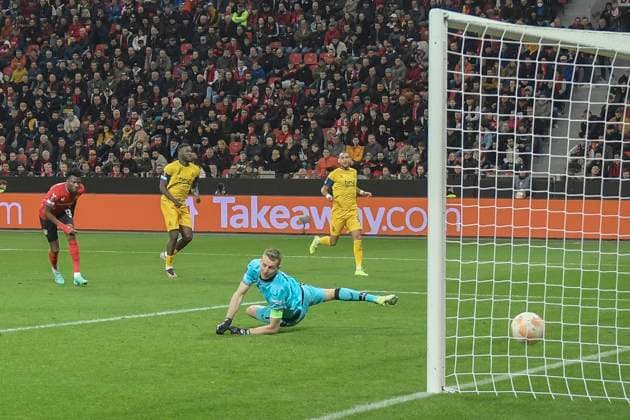 Victor Boniface ( 7, Union Saint-Gilloise) erzielt das Tor zum 0:1 13.04.2023 Fussball Europa League, Bayer 04 Leverkusen vs Union Saint-Gilloise, BayArena, Leverkusen, NRW Germany