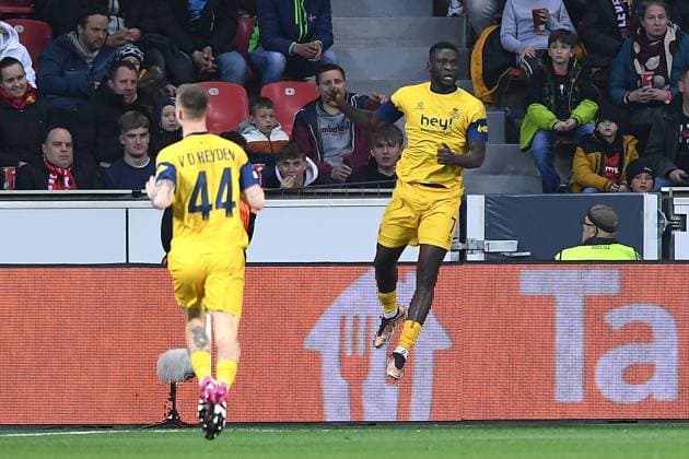 Fußball Europa League Viertelfinale Bayer 04 Leverkusen - Union Saint-Gilloise am 13.04.2023 in der BayArena in Leverkusen Torschuss Tor zum 0:1 durch Victor Boniface ( Saint-Gilloise )