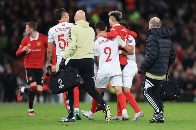Football - UEFA Europa League - Quarter Final (1st Leg) - Manchester United, ManU v Sevilla 13th April 2023 - UEFA Europa League - Quarter Final (1st Leg) - Manchester United v Sevilla - Lisandro Martinez of Manchester United is carried off injured - Photo: Simon Stacpoole Offside. Manchester UK Copyright: xSimonxStacpoolexOffside