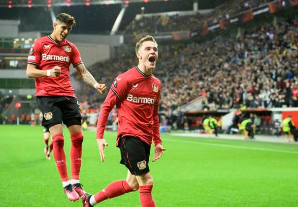 Jubel Florian WIRTZ (LEV) nach seinem Tor zum 1:1, l. Piero HINCAPIE (LEV), Fussball Europa League, Viertelfinale Hinspiel, Bayer 04 Leverkusen (LEV) - Union Saint-Gilloise (USG) 1:1, am 13.04.2023 in Leverkusen Deutschland. UEFA regulations prohibit any use of photographs as image sequences and or quasi-video Â