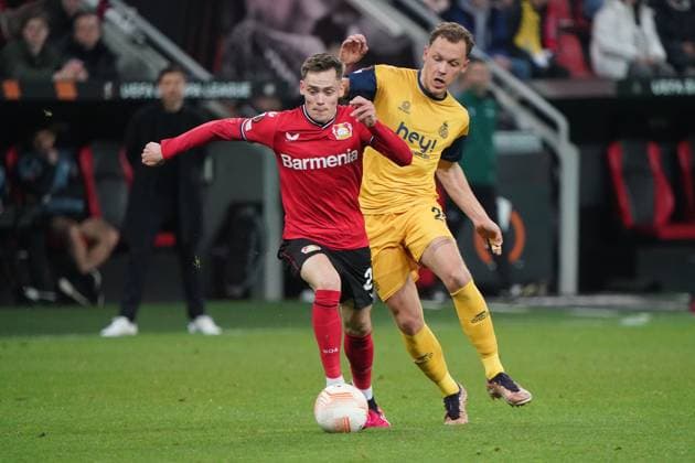 Fussball,UEFA Europa League 2022 2023, Bayer 04 Leverkusen -Union Saint Gilloise, 13.04.2023, Bayarena Leverkusen, Florian Wirtz Bayer 04 Leverkusen, Senne Lynen