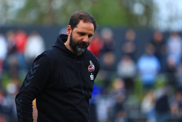 Trainer Stefan Ruthenbeck (Koeln) schaut nachdenklich 1. FC Koeln vs 1. FSV Mainz 05, Fussball, A-Junioren-Bundesliga, 14.04.2023 DFB regulations prohibit any use of photographs as image sequences and or quasi-video. 1. FC Koeln vs 1. FSV Mainz 05, Fussball, A-Junioren-Bundesliga, 14.04.2023 Koeln