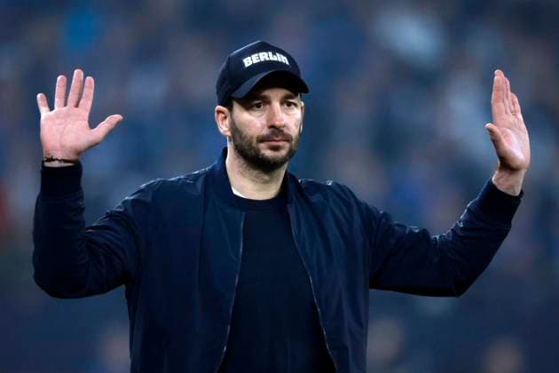 Sport Themen der Woche KW15 Gelsenkirchen, Deutschland, 1. Fussball Bundesliga 28. Spieltag FC Schalke 04 vs.Hertha BSC Berlin 5:2 am 14. 04. 2023 in der Veltins Arena auf Schalke in Gelsenkirchen Trainer Sandro SCHWARZ (HBSC) *** Gelsenkirchen, Germany, 1 Football Bundesliga 28 Matchday FC Schalke 04 vs Hertha BSC Berlin 5 2 on 14 04 2023 at Veltins Arena on Schalke in Gelsenkirchen coach Sandro SCHWARZ HBSC