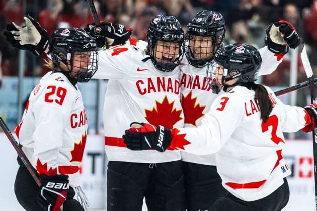 230416 Renata Fast and Brianne Jenner of Canada celebrate scoring 2-1 during the 2023 IIHF Women s World Championship, WM, Weltmeisterschaft final between Canada and USA on April 16, 2023 in Brampton. Photo: Mathilda Ahlberg BILDBYRAN kod MA MA0464 ishockey Ice hockey, Eishockey vm dam 2023 iihf womens world championship dam vm ishockey vm canada usa women bbeng kanada jubel Copyright: MATHILDAxAHLBERG BB230416MA190