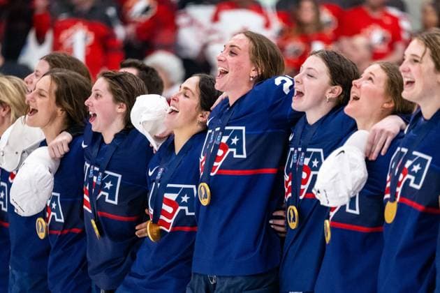 230416 Players of USA celebrate winning the 2023 IIHF Women s World Championship, WM, Weltmeisterschaft final between Canada and USA on April 16, 2023 in Brampton. Photo: Mathilda Ahlberg BILDBYRAN kod MA MA0464 ishockey Ice hockey, Eishockey vm dam 2023 iihf womens world championship dam vm ishockey vm canada usa women bbeng kanada jubel Copyright: MATHILDAxAHLBERG BB230416MA207
