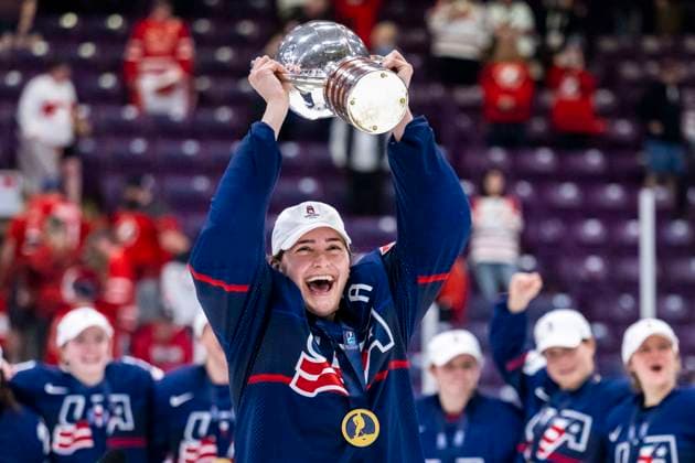 230416 Alex Carpenter of USA celebrate winning the 2023 IIHF Women s World Championship, WM, Weltmeisterschaft final between Canada and USA on April 16, 2023 in Brampton. Photo: Mathilda Ahlberg BILDBYRAN kod MA MA0464 ishockey Ice hockey, Eishockey vm dam 2023 iihf womens world championship dam vm ishockey vm canada usa women bbeng kanada jubel Copyright: MATHILDAxAHLBERG BB230416MA226