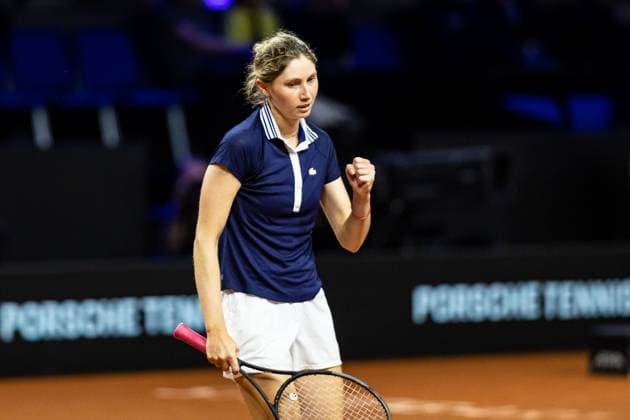 Tamara Korpatsch (GER) vs Cristina Bucsa (ESP) im Bild Cristina Bucsa (ESP) Mit Siegesfaust Porsche Tennis Grand Prix GP Stuttgart 2023, Billie Jean King Cup, Porsche-Arena, 17.04.2023 Porsche Tennis Grand Prix GP Stuttgart 2023 Porsche-Arena, 17.04.2023 Stuttgart Copyright: xEibner-Pressefoto RogerxBuerkex EP_EER