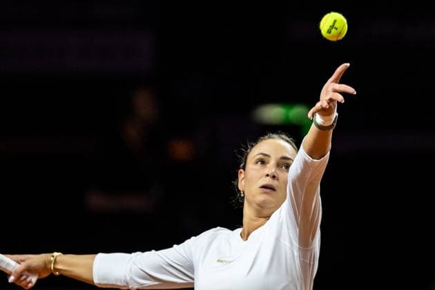 Ekaterina Alexandrova Keine Nationalitaet ausgewiesen (RUS) Vs. Donna Vekic (CRO) im Bild Donna Vekic (CRO) Porsche Tennis Grand Prix GP Stuttgart 2023, Billie Jean King Cup, Porsche-Arena, 17.04.2023 Porsche Tennis Grand Prix GP Stuttgart 2023 Porsche-Arena, 17.04.2023 Stuttgart Copyright: xEibner-Pressefoto RogerxBuerkex EP_EER