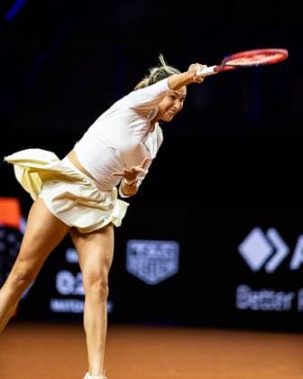 Ekaterina Alexandrova Keine Nationalitaet ausgewiesen (RUS) Vs. Donna Vekic (CRO) im Bild Donna Vekic (CRO) Porsche Tennis Grand Prix GP Stuttgart 2023, Billie Jean King Cup, Porsche-Arena, 17.04.2023 Porsche Tennis Grand Prix GP Stuttgart 2023 Porsche-Arena, 17.04.2023 Stuttgart Copyright: xEibner-Pressefoto RogerxBuerkex EP_EER