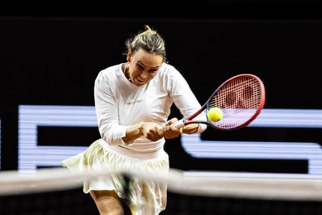 Ekaterina Alexandrova Keine Nationalitaet ausgewiesen (RUS) Vs. Donna Vekic (CRO) im Bild Donna Vekic (CRO) Porsche Tennis Grand Prix GP Stuttgart 2023, Billie Jean King Cup, Porsche-Arena, 17.04.2023 Porsche Tennis Grand Prix GP Stuttgart 2023 Porsche-Arena, 17.04.2023 Stuttgart Copyright: xEibner-Pressefoto RogerxBuerkex EP_EER