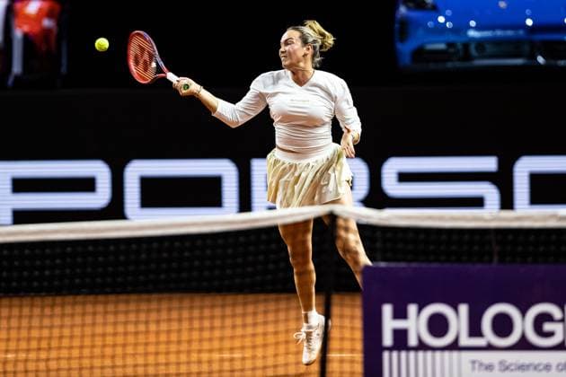Ekaterina Alexandrova Keine Nationalitaet ausgewiesen (RUS) Vs. Donna Vekic (CRO) im Bild Donna Vekic (CRO) Porsche Tennis Grand Prix GP Stuttgart 2023, Billie Jean King Cup, Porsche-Arena, 17.04.2023 Porsche Tennis Grand Prix GP Stuttgart 2023 Porsche-Arena, 17.04.2023 Stuttgart Copyright: xEibner-Pressefoto RogerxBuerkex EP_EER