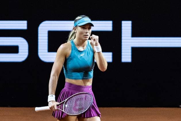 Match Daria Kasatkina (RUS) vs Paula Badosa (ESP) im Bild Paula Badosa (ESP) Mit Siegesfaust Porsche Tennis Grand Prix GP Stuttgart 2023, Billie Jean King Cup, Porsche-Arena, 18.04.2023 Porsche Tennis Grand Prix GP Stuttgart 2023 Porsche-Arena, 18.04.2023 Stuttgart Copyright: xEibner-Pressefoto RogerxBuerkex EP_EER