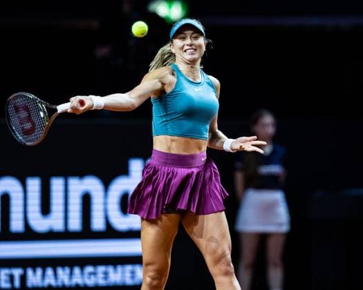 Match Daria Kasatkina (RUS) vs Paula Badosa (ESP) im Bild Paula Badosa (ESP) Porsche Tennis Grand Prix GP Stuttgart 2023, Billie Jean King Cup, Porsche-Arena, 18.04.2023 Porsche Tennis Grand Prix GP Stuttgart 2023 Porsche-Arena, 18.04.2023 Stuttgart Copyright: xEibner-Pressefoto RogerxBuerkex EP_EER