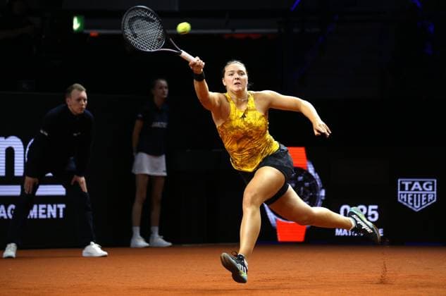 19.04.2023, Deutschland, Stuttgart, Porsche Tennis Grand Prix 2023, Jule Niemeier (GER)