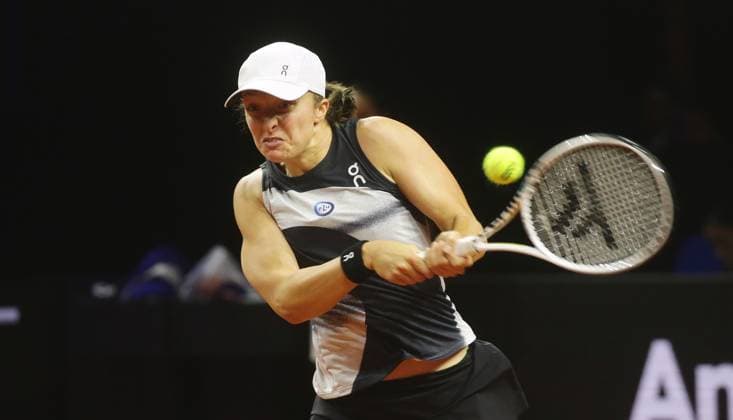 Stuttgart , Porsche Tennis Grand Prix , Iga Swiatek ( POL )