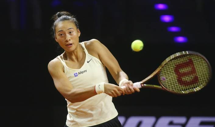 Stuttgart , Porsche Tennis Grand Prix , Qinwen Zheng ( CHN )