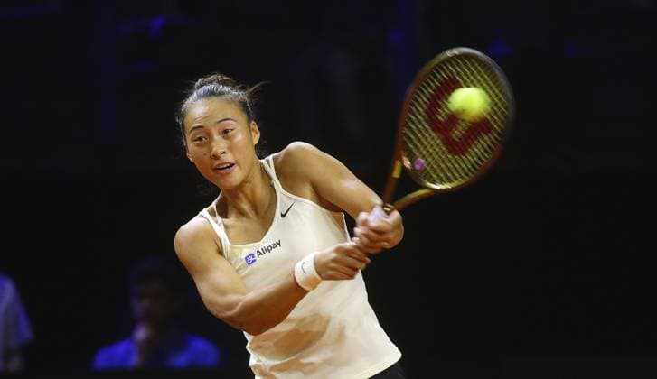 Stuttgart , Porsche Tennis Grand Prix , Qinwen Zheng ( CHN )
