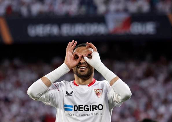 April 20, 2023, Seville, Spain: UEFA Europa League Quarter-finals (2nd leg) soccer match between Sevilla FC and Manchester United, ManU at the Ramon Sanchez Pizjuan Stadium. Y En-Nesyri celebrates a goal 20 04 2023 SEVILLA CUARTOS DE FINAL DE UEL ESTADIO SANCHEZ PIZJUAN SEVILLA FC-MANCHESTER UNITED 900 Cordon Press