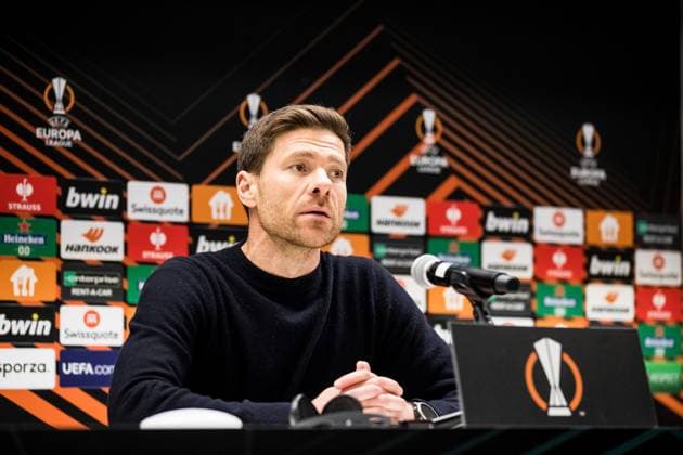 UEFA Europa League Viertelfinale: Royale Union Saint Gilloise - Bayer 04 Leverkusen Xabi Alonso (Trainer Bayer 04 Leverkusen) in der Pressekonferenz UEFA Europa League Viertelfinale: Royale Union Saint Gilloise - Bayer 04 Leverkusen, Bruessel, Anderlecht Stadium Copyright: xBEAUTIFULxSPORTS Wunderlx