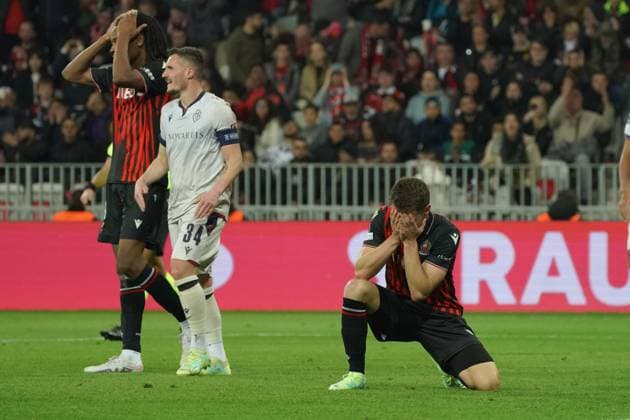 Fußball, ECL, OGC Nizza - FC Basel Deception - Aaron Ramsey (OGC Nice) FOOTBALL : OGC Nice vs FC Bale - Quart de finale retour de Ligue Europa ConfÃ rence - Nice - 20 04 2023 NorbertScanella Panoramic 