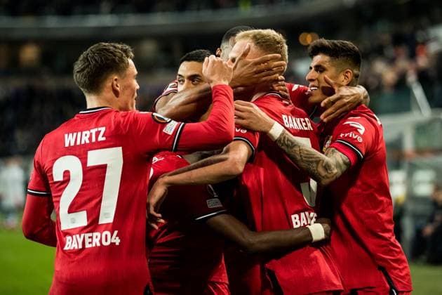 UEFA Europa League Viertelfinale: Royale Union Saint Gilloise - Bayer 04 Leverkusen Jubeltraube nach dem 0:2 durch Mitchel Bakker (Bayer 04 Leverkusen, 5) UEFA Europa League Viertelfinale: Royale Union Saint Gilloise - Bayer 04 Leverkusen, Bruessel, Anderlecht Stadium Copyright: xBEAUTIFULxSPORTS Wunderlx