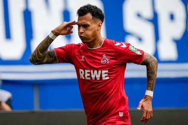 Torschütze Davie Selke (1. FC Köln, 27), Spieler vom 1. FC Köln, jubelt über das Tor zum 0:2, Jubel, jubeln, Torjubel, Torerfolg, celebrate the goal, goal, celebration, Jubel ueber das Tor, optimistisch, Spielszene, Highlight, Einzelbild, Action, Aktion, 22.04.2023, Sinsheim (Deutschland), Fussball, Bundesliga, TSG 1899 Hoffenheim - 1. FC Köln, DFB DFL REGULATIONS PROHIBIT ANY USE OF PHOTOGRAPHS AS IMAGE SEQUENCES AND OR QUASI-VIDEO. *** Goal scorer Davie Selke 1 FC Köln, 27 , player from 1 FC Köln, cheers about the goal to 0 2, jubilation, jubilate, goal celebration, celebrate the goal, goal, celebration, jubilation about the goal, optimistic, game scene, highlight, single picture, action, 22 04 2023, Sinsheim Germany , football, Bundesliga, TSG 1899 Hoffenheim 1 FC Köln, DFB DFL REGULATES PROHIBIT ANY USE OF PHOTOGRAPHS AS IMAGE SEQUENCES AND OR QUASI VIDEO xozx