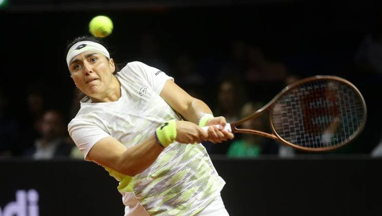 Stuttgart , Porsche Tennis Grand Prix , Ons Jabeur ( TUN )