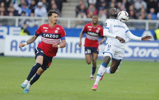 RECORD DATE NOT STATED (Auxerre) Mbaye Niang (Lille) Jose Fonte Football : Auxerre vs Lille - Ligue 1 - 22 04 2023 StephanieGrossetete Panoramic 
