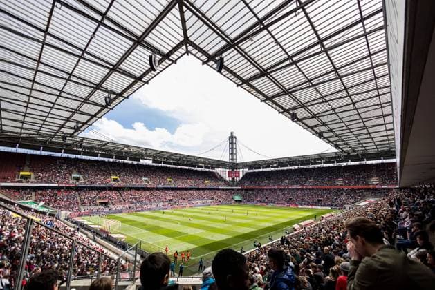 FLYERALARM Frauen Fussball Bundesliga, 1. FC Koeln - Eintracht Frankfurt Rekord: 38.365 Zuschauer Das gut besuchte RheinEnergieStadion FLYERALARM Frauen Fussball Bundesliga, 1. FC Koeln - Eintracht Frankfurt, Koeln, Rheinenergiestadion Copyright: xBEAUTIFULxSPORTS Wunderlx
