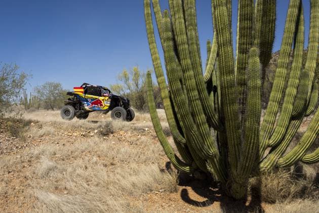 Sport Themen der Woche KW16 Sport Bilder des Tages 304 GUTIERREZ HERRERO Cristina (spa), MORENO HUETE Pablo (spa), Can-Am Maverick X3, FIA W2RC, action during the Stage 1 of the Sonora Rally 2023, 3rd round of the 2023 World Rally-Raid Championship, around Hermosillo on April 24th, 2023 in Hermosillo, Mexico - AUTO - W2RC - SONORA RALLY 2023 DPPI Panoramic  DSC_5761