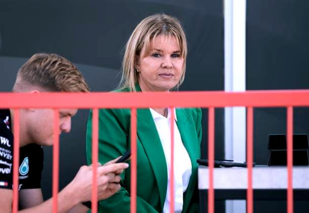 SCHUMACHER Mick F1 Team Mercedes mit Mutter CORINNA SCHUMACHER FIA F1 Saison 2023 GP Aserbaidschan F1 GP Baku 2023 in Aserbaidschan am 27.04.2023 in Baku Copyright: xJerryxAndrex