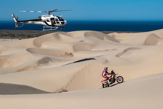 Bilder des Jahres 2023, Sport 04 April Sport Themen der Woche KW17 Sport Bilder des Tages 18 SANDERS Daniel (aus), Red Bull GasGas Factory, GasGas 450 Rally Factory, FIM W2RC, action during the Stage 4 of the Sonora Rally 2023, 3rd round of the 2023 World Rally-Raid Championship, around Penasco on April 27th, 2023 in Penasco, Mexico - AUTO - W2RC - SONORA RALLY 2023 DPPI Panoramic  CrisBarni_st4_sr23_64919-0948