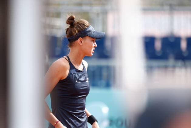 April 28, 2023, MADRID, MADRID, SPAIN: Veronika Kudermetova of Russia in action against Nuria Parrizas of Spain during the Mutua Madrid Open 2023 celebrated at Caja Magica on Abril 28, 2023 in Madrid, Spain. MADRID SPAIN - ZUMAa181 20230428_zaa_a181_003 Copyright: xOscarxJ.xBarrosox