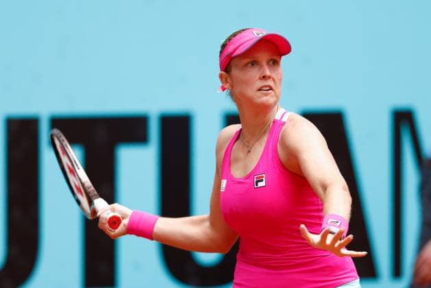 April 29, 2023, MADRID, MADRID, SPAIN: Shelby Rogers of United States in action against Irina Camelia Begu of Romania during the Mutua Madrid Open 2023 celebrated at Caja Magica on Abril 29, 2023 in Madrid, Spain. MADRID SPAIN - ZUMAa181 20230429_zaa_a181_031 Copyright: xOscarxJ.xBarrosox
