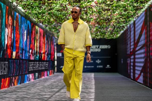 Sport Themen der Woche KW17 Sport Bilder des Tages BAKU, AZERBAIJAN: Lewis Hamilton, racing for the Mercedes F1 team during the 2023 Formula 1 Azerbaijan Grand Prix at the Baku City Circuit in Baku, Azerbaijan