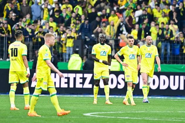 Attitude - Deception de Sissoko Moussa ( 17 - Nantes ) - Pallois Nicolas ( 4 - Nantes ) - Girotto Andrei ( 3 - Nantes ) - FOOTBALL : Nantes vs Toulouse - Finale Coupe de France - 29 04 2023 FedericoPestellini Panoramic 