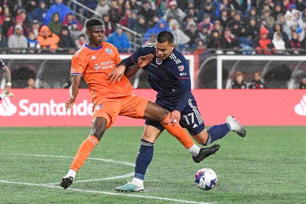 April 29, 2023: FC Cincinnati defender Yerson Mosquera (15) battles New England Revolution forward Bobby Wood (17) for control of the ball during the second half in Foxborough Massachusetts. CSM Foxborough USA - ZUMAc04_ 20230429_zaf_c04_113 Copyright: xEricxCanhax