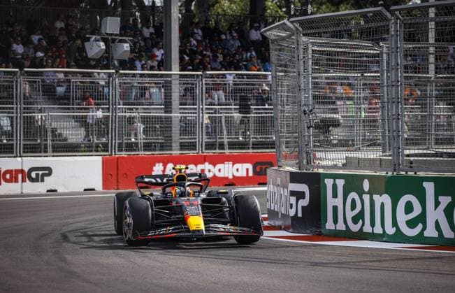 11 PEREZ Sergio (mex), Red Bull Racing RB19, action during the Formula 1 Azerbaijan Grand Prix 2023, 4th round of the 2023 Formula One World Championship, WM, Weltmeisterschaft from April 28 to 30, 2023 on the Baku City Circuit, in Baku, Azerbaijan - F1 - AZERBAIJAN GRAND PRIX 2023 - RACE DPPI Panoramic  _R5_9235_2