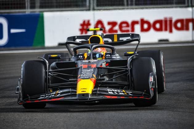 11 PEREZ Sergio (mex), Red Bull Racing RB19, action during the Formula 1 Azerbaijan Grand Prix 2023, 4th round of the 2023 Formula One World Championship, WM, Weltmeisterschaft from April 28 to 30, 2023 on the Baku City Circuit, in Baku, Azerbaijan - F1 - AZERBAIJAN GRAND PRIX 2023 - RACE DPPI Panoramic  _R3_2658