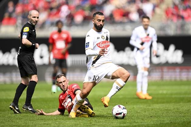 Himad Abdelli (Angers) vs Flavien Tait (Rennes FC) FOOTBALL : Rennes vs Angers - Ligue 1 - 30 04 2023 JBAutissier Panoramic 
