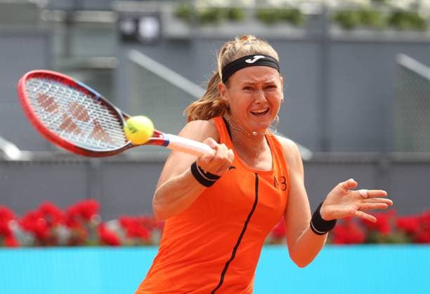 Marie Bouzkova of CzechRepublic during the Mutua Madrid Open 2023, ATP, Tennis Herren Masters 1000 tennis tournament on May 1, 2023 at Caja Magica in Madrid, Spain - TENNIS : Open Mutua Madrid 2023 - 30 04 2023 LaurentLairys Panoramic 