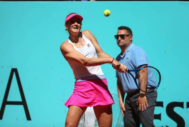 Irina-Camelia Begu of Roumania during the Mutua Madrid Open 2023, ATP, Tennis Herren Masters 1000 tennis tournament on May 1, 2023 at Caja Magica in Madrid, Spain TENNIS : Mutua Madrid Open - 01 05 2023 LaurentLairys Panoramic 