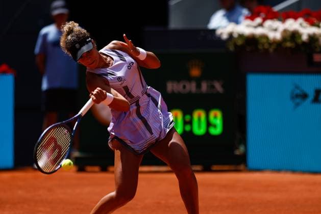 May 2, 2023, MADRID, MADRID, SPAIN: Mayar Sherif of Egypt in action against Aryna Sabalenka of Belarus during the Mutua Madrid Open 2023 celebrated at Caja Magica on May 02, 2023 in Madrid, Spain. MADRID SPAIN - ZUMAa181 20230502_zaa_a181_064 Copyright: xOscarxJ.xBarrosox