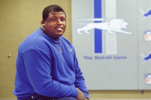 Feb 2, 1996 - Detroit, Michigan, U.S. - Former Lions offensive lineman and executive LARRY LEE. Detroit Lions Player Turned Exec  - ZUMAf31_ 19960202_jes_f31_736 Copyright: xDetroitxFreexPressx
