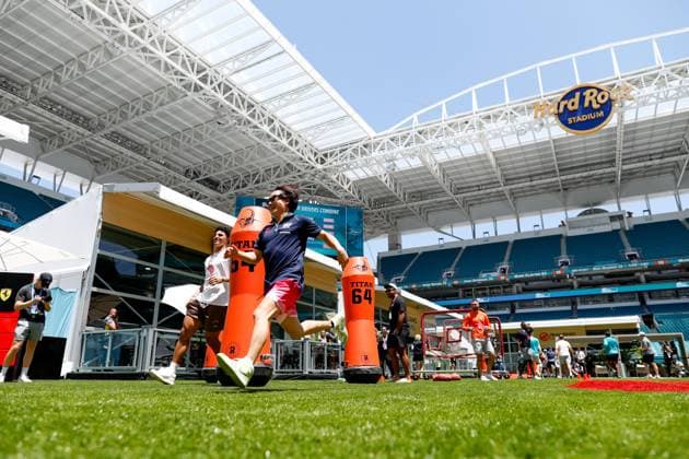 22 Yuki Tsunoda (JPN, Scuderia AlphaTauri), F1 Grand Prix of Miami at Miami International Autodrome on May 4, 2023 in Miami, United States of America. (Photo by HOCH ZWEI) Miami United States of America
