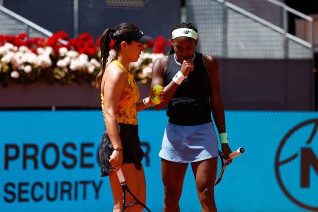 May 5, 2023, MADRID, MADRID, SPAIN: Coco Gauff of United States plays doubles with Jessica Pegula of United States against Marta Kostyuk of Ukraine and Elena-Gabriela Ruse of Romania during the Mutua Madrid Open 2023 celebrated at Caja Magica on May 05, 2023 in Madrid, Spain. MADRID SPAIN - ZUMAa181 20230505_zaa_a181_019 Copyright: xOscarxJ.xBarrosox