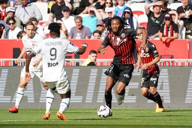 Khephren Thuram (OGC Nice) - Arnaud Kalimuendo (Stade Rennais) FOOTBALL : OGC Nice vs Stade Rennais - Ligue 1 Uber Eats - Nice - 06 05 2023 NorbertScanella Panoramic 